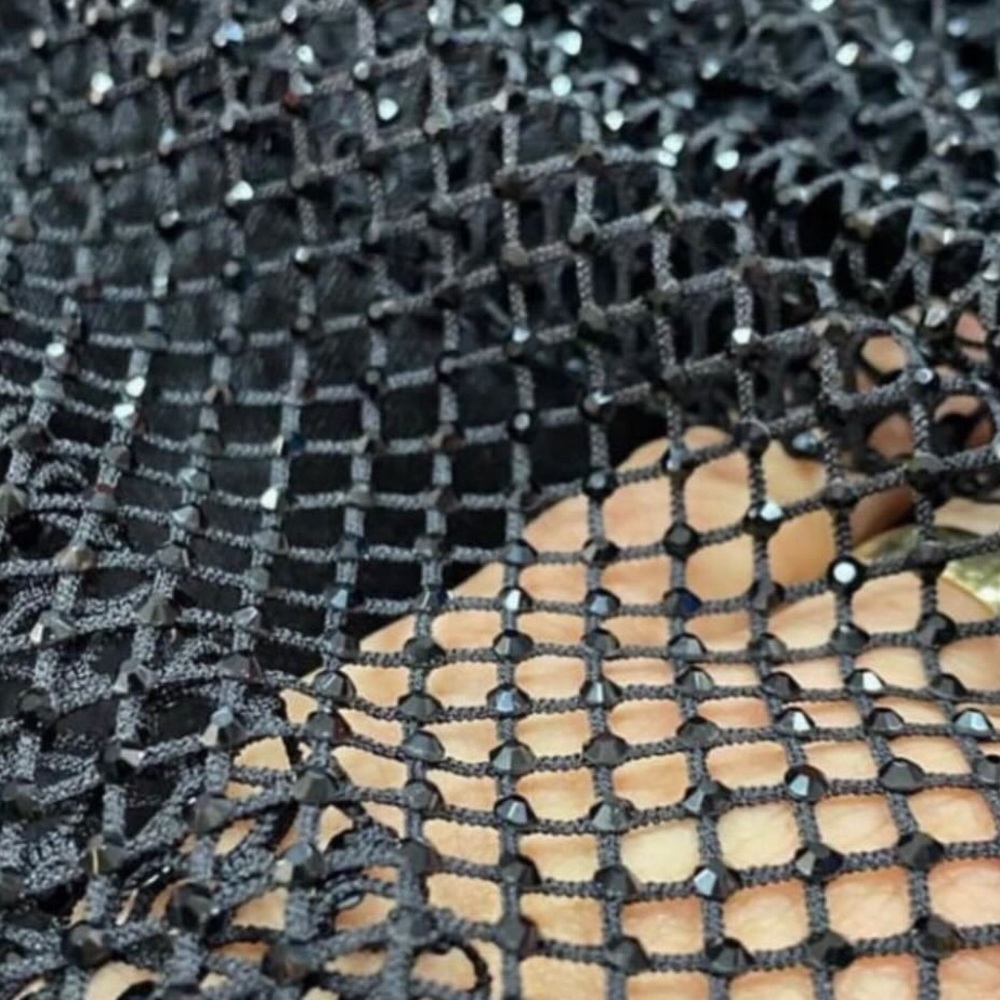CUSTOM BLACK GOWN - Picture 6 of 6